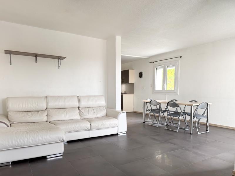 Appartement - 84 m² - 4 pièces