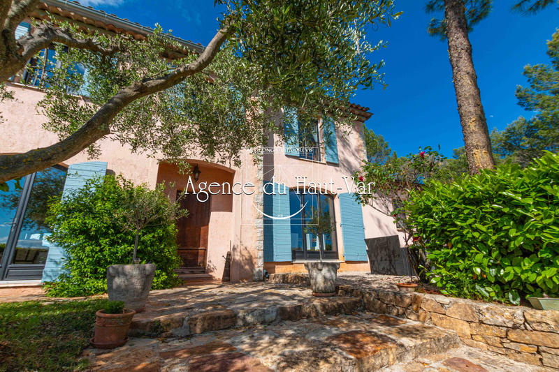 Propriété - 196 m² - 7 pièces