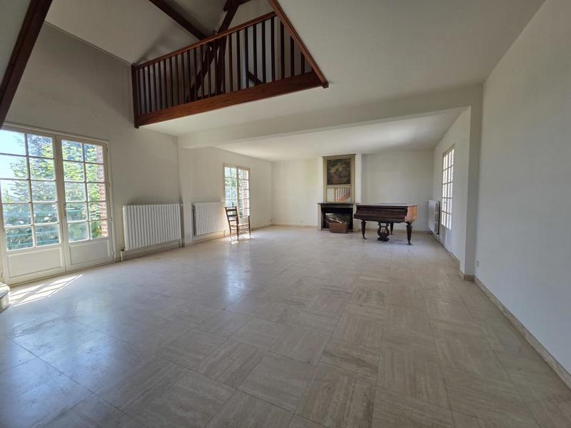 Pavillon - 279 m² - 10 pièces