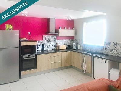 Maison - 94 m² - 5 pièces