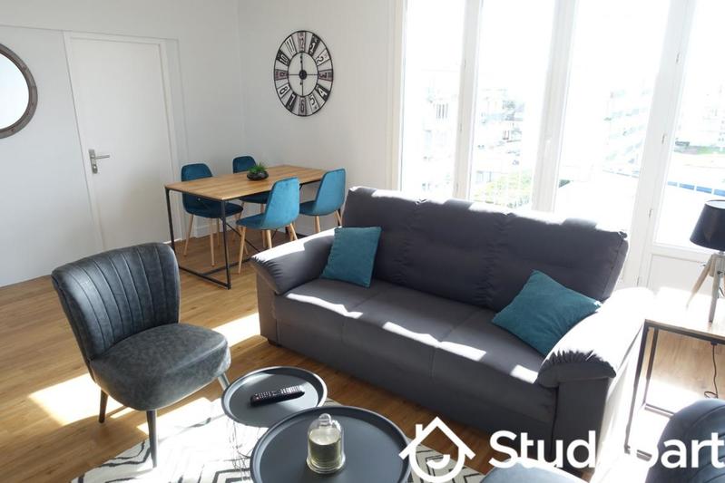 Chambre - 11 m² - 1 pièce