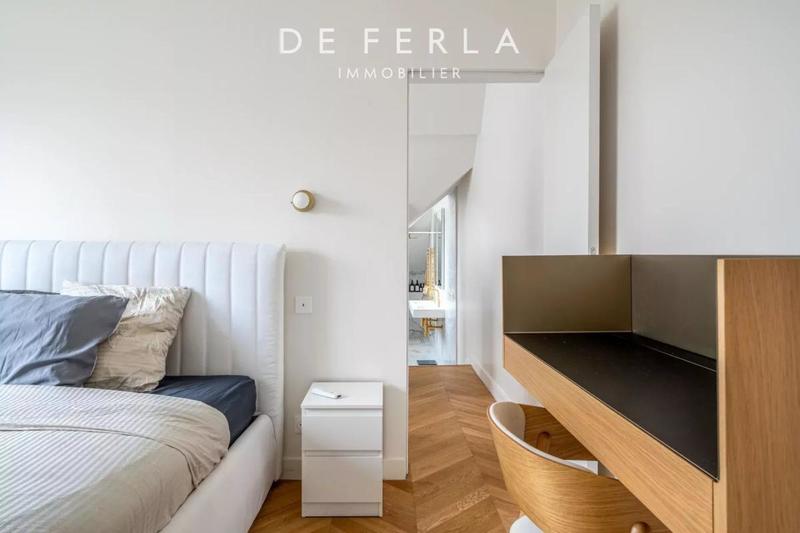 Villa - 130 m² - 8 pièces