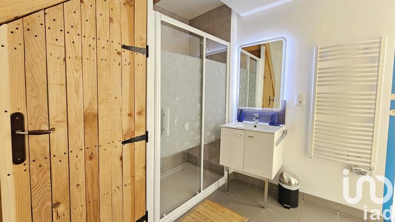 Maison - 260 m² - 11 pièces