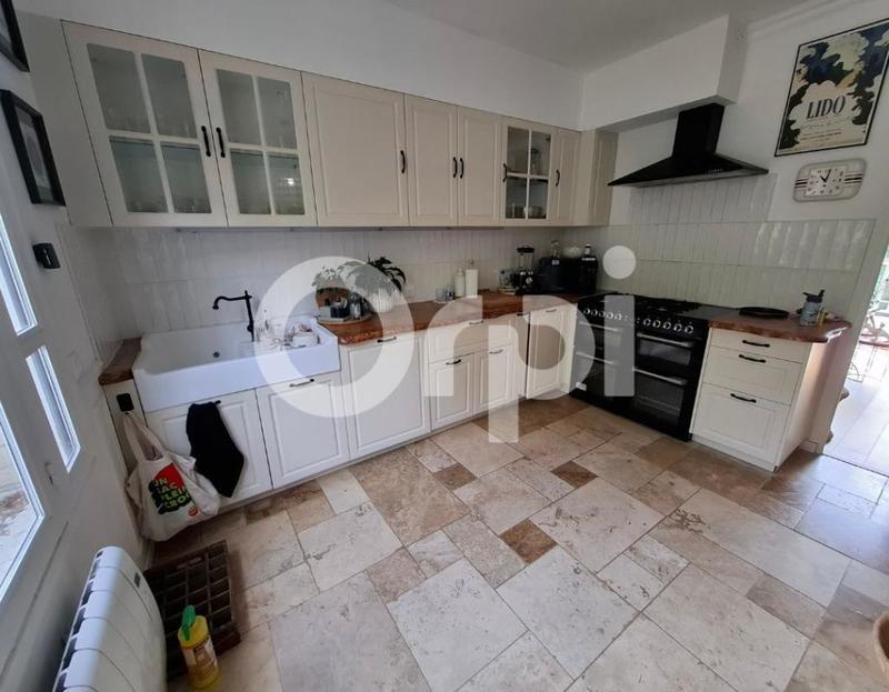 Maison - 151 m² - 6 pièces