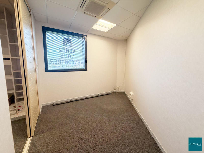 Bureau - 140 m²