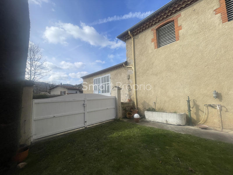 Propriété - 222 m² - 7 pièces