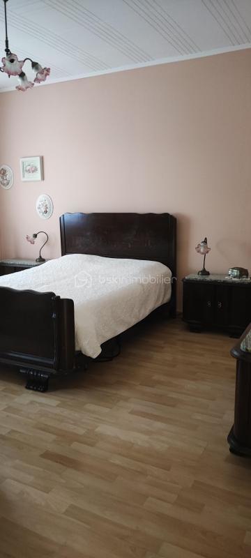 Demeure - 120 m² - 7 pièces