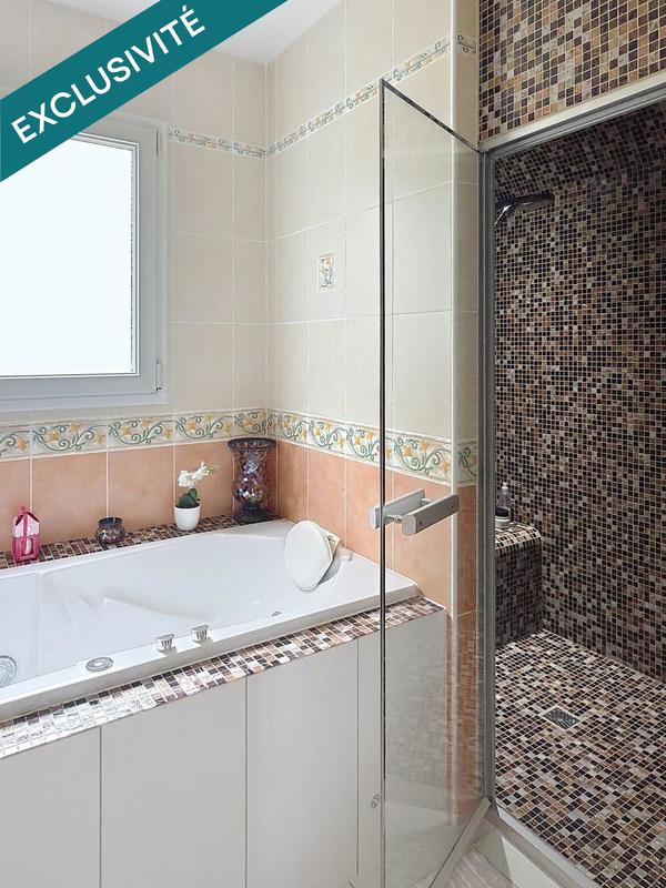 Maison - 179 m² - 8 pièces