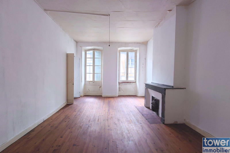 Maison - 380 m² - 14 pièces