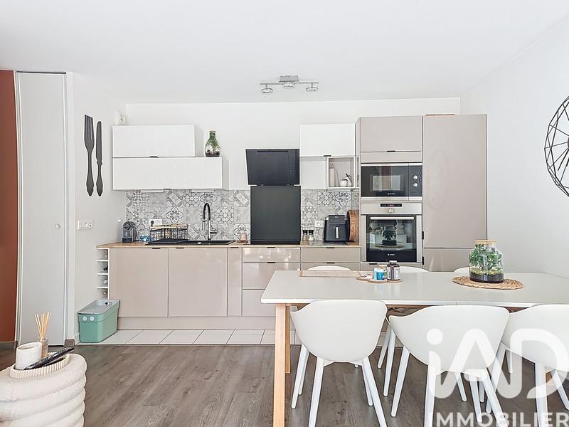 Appartement - 57 m² - 3 pièces