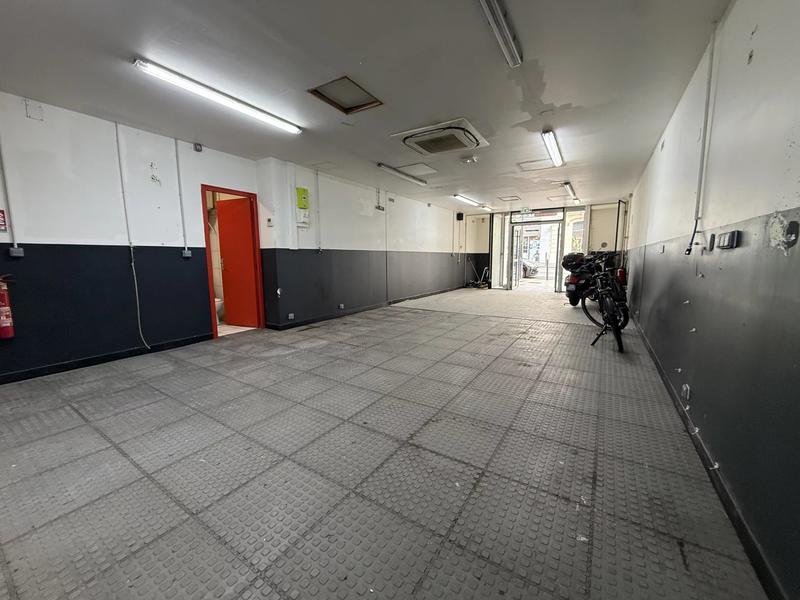 Local d'activités - 132 m² - 2 pièces