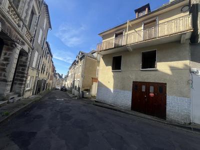 Maison - 93 m² - 5 pièces