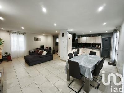 Maison - 101 m² - 5 pièces