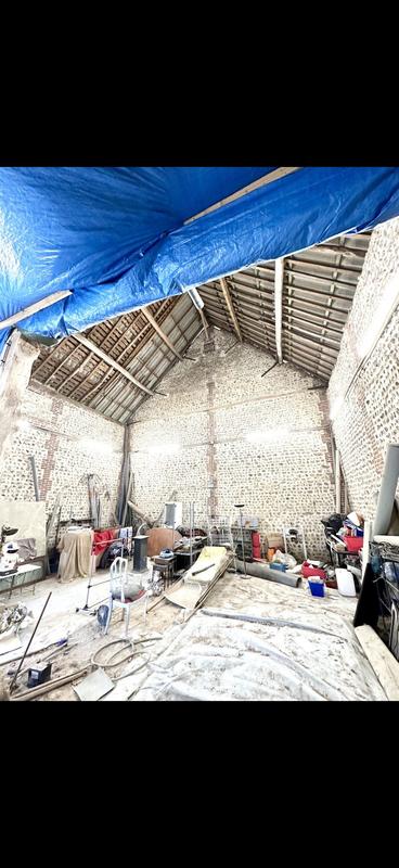 Maison traditionnelle - 340 m² - 5 pièces