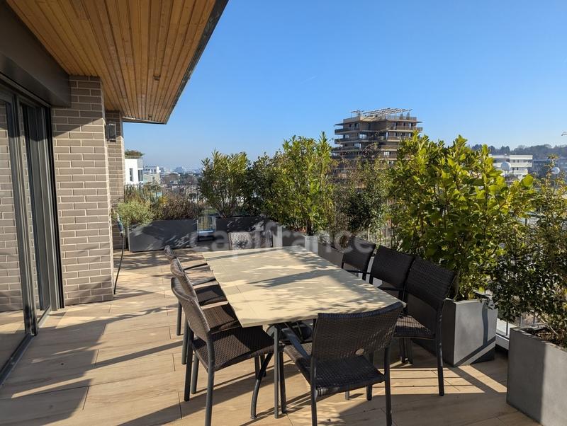 Appartement - 150 m² - 6 pièces