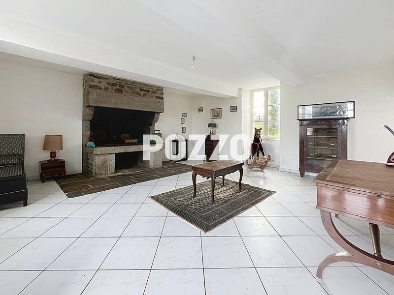 Maison - 195 m² - 4 pièces