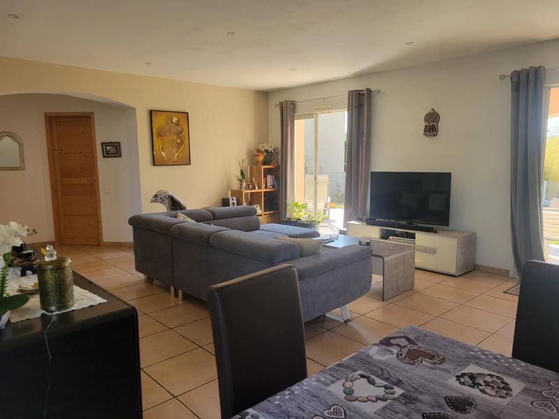 Maison - 174 m² - 5 pièces