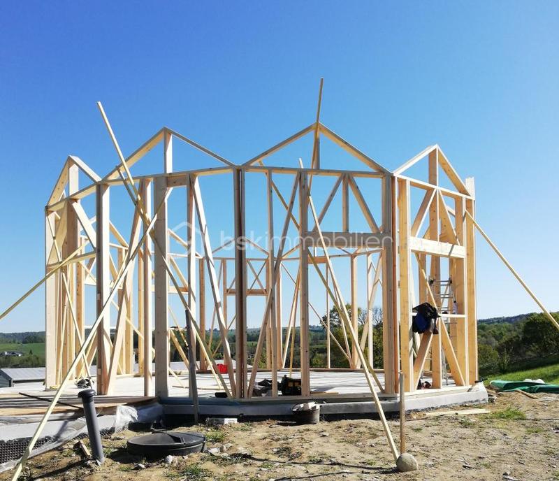 Maison - 84 m² - 3 pièces