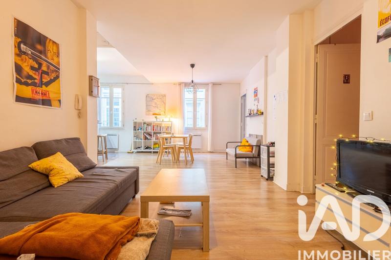 Appartement - 75 m² - 3 pièces