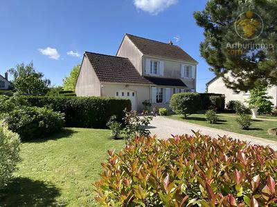 Maison - 103 m² - 5 pièces