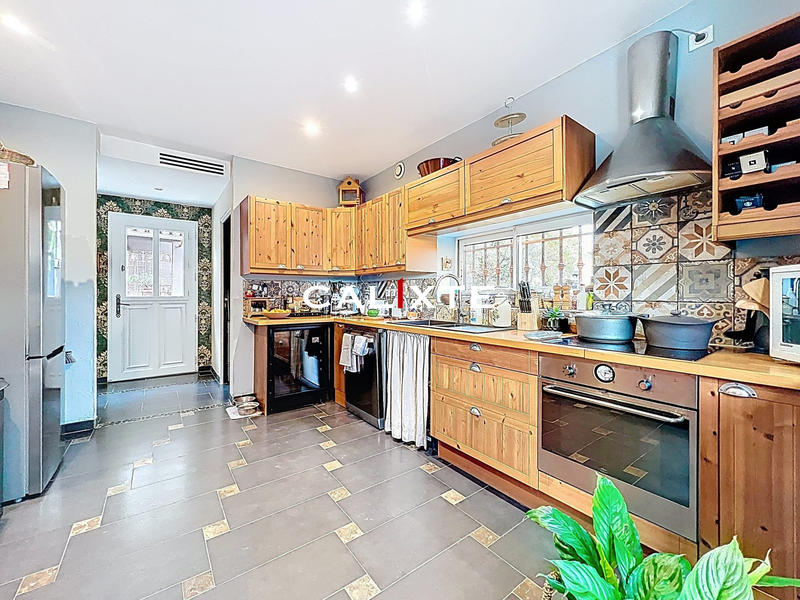 Bastide - 200 m² - 5 pièces