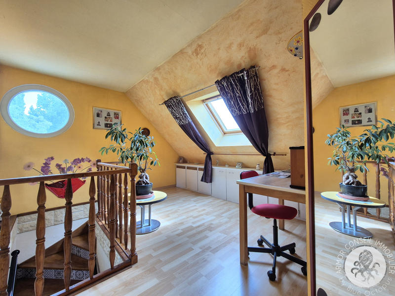 Maison - 162 m² - 7 pièces