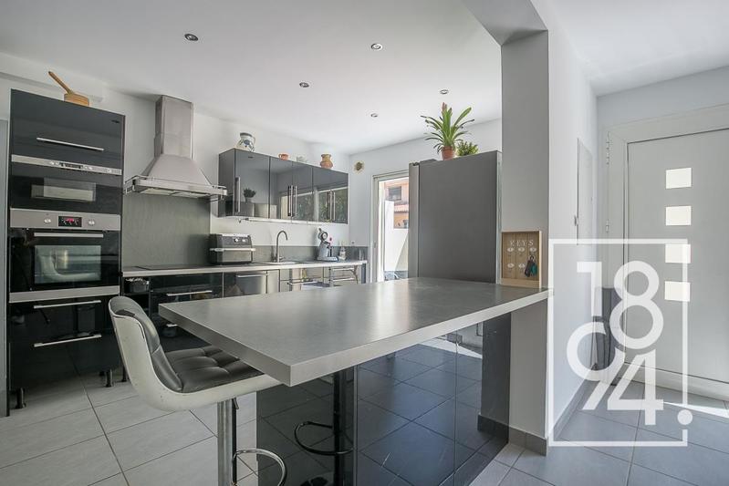 Villa - 107 m² - 5 pièces