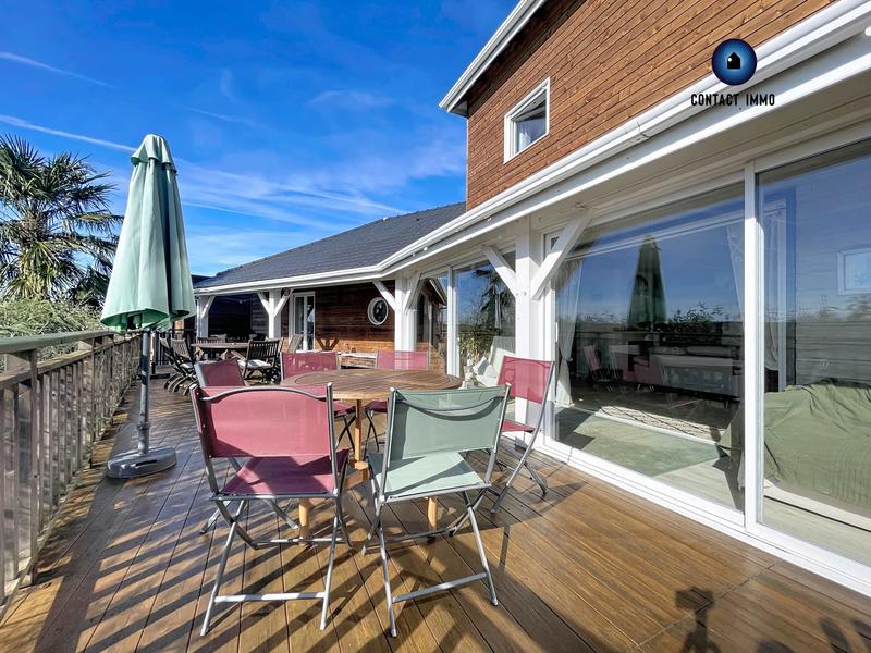 Maison - 183 m² - 6 pièces