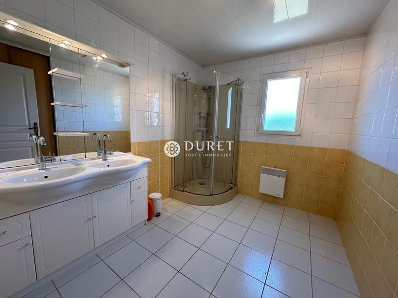 Maison - 159 m² - 6 pièces