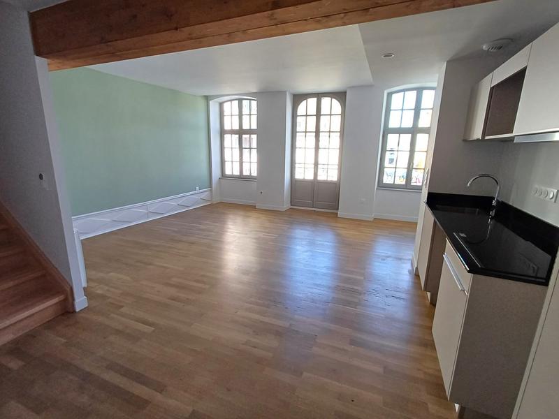 Duplex - 84 m² - 4 pièces