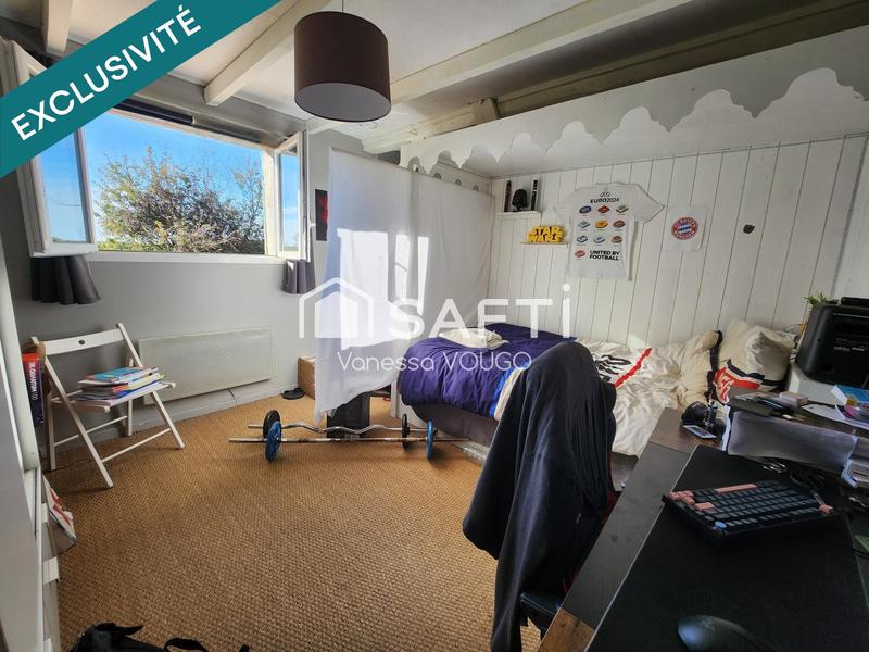 Maison - 221 m² - 5 pièces