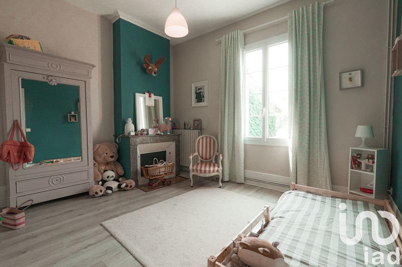 Maison de ville - 260 m² - 10 pièces