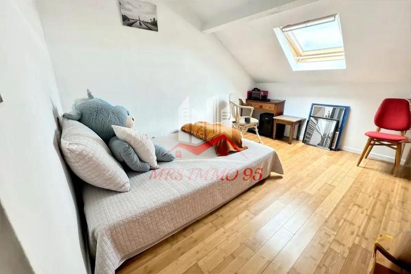 Maison - 117 m² - 7 pièces