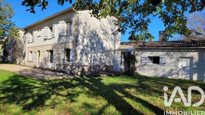 Maison - 185 m² - 7 pièces