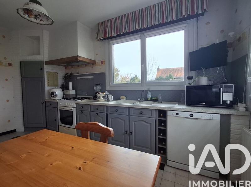 Maison - 200 m² - 8 pièces