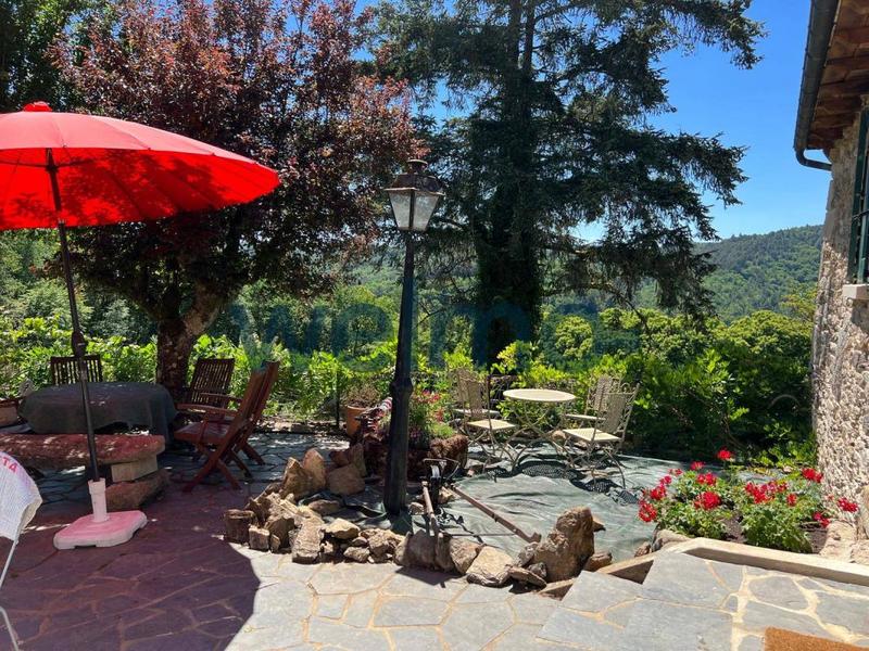 Maison - 150 m² - 3 pièces