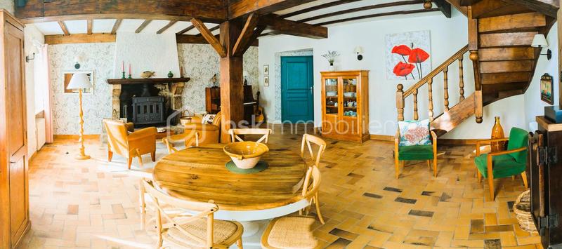 Maison en pierre - 190 m² - 8 pièces