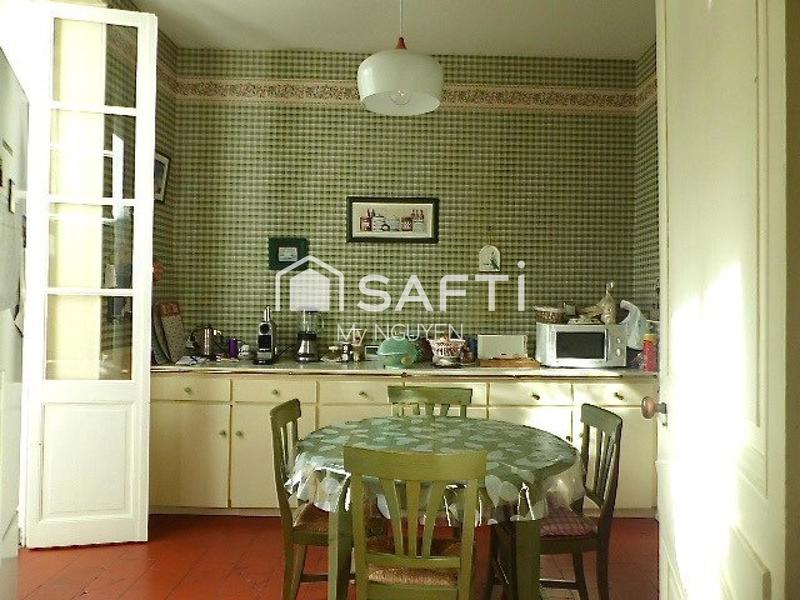 Maison - 178 m² - 7 pièces