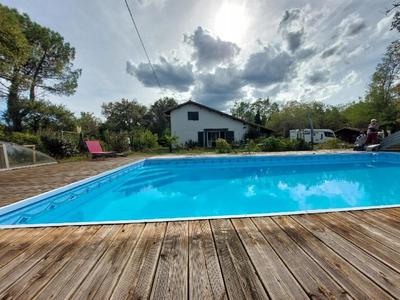 Maison - 170 m² - 5 pièces