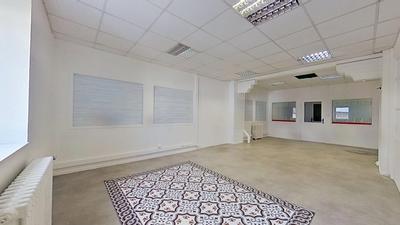 Bureau - 37 m² - 2 pièces