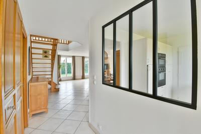 Maison - 170 m² - 8 pièces