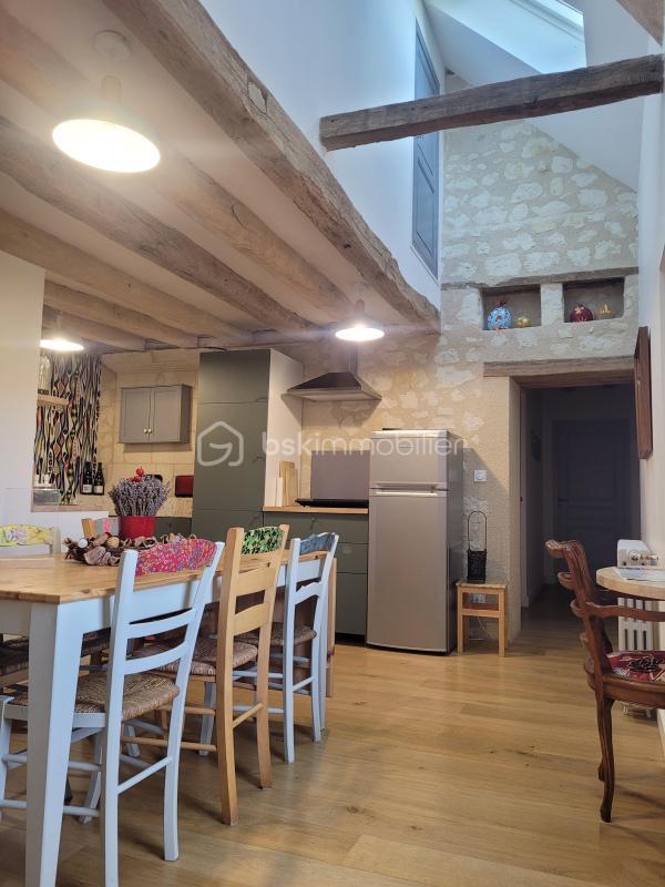 Maison de village - 361 m² - 12 pièces