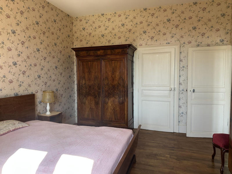 Maison - 160 m² - 8 pièces