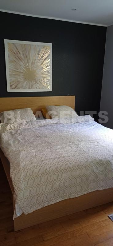 Maison traditionnelle - 249 m² - 11 pièces