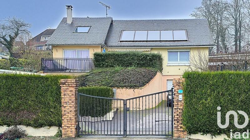 Maison - 113 m² - 6 pièces