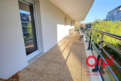 Appartement - 83 m² - 3 pièces