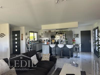 Maison - 134 m² - 4 pièces