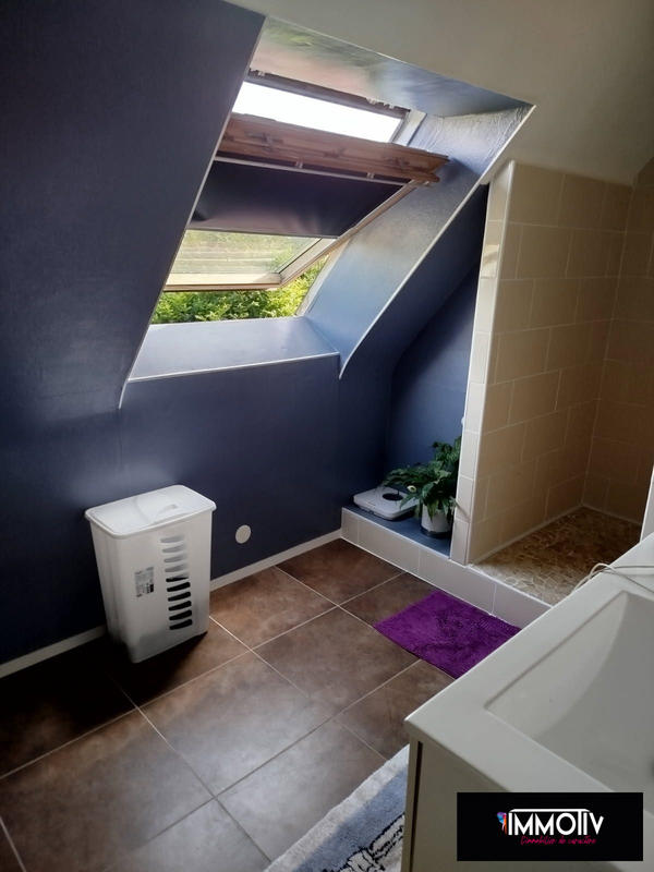 Maison traditionnelle - 102 m² - 6 pièces