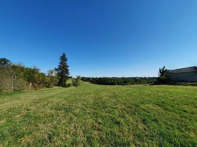 Terrain constructible - 946 m²
