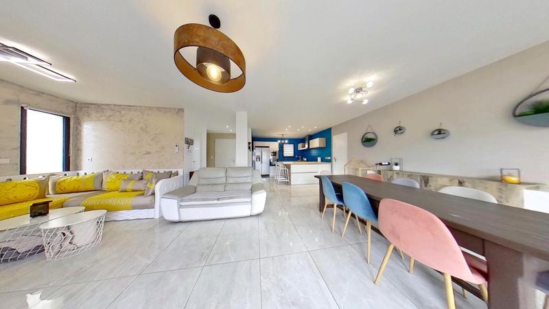 Maison - 146 m² - 6 pièces